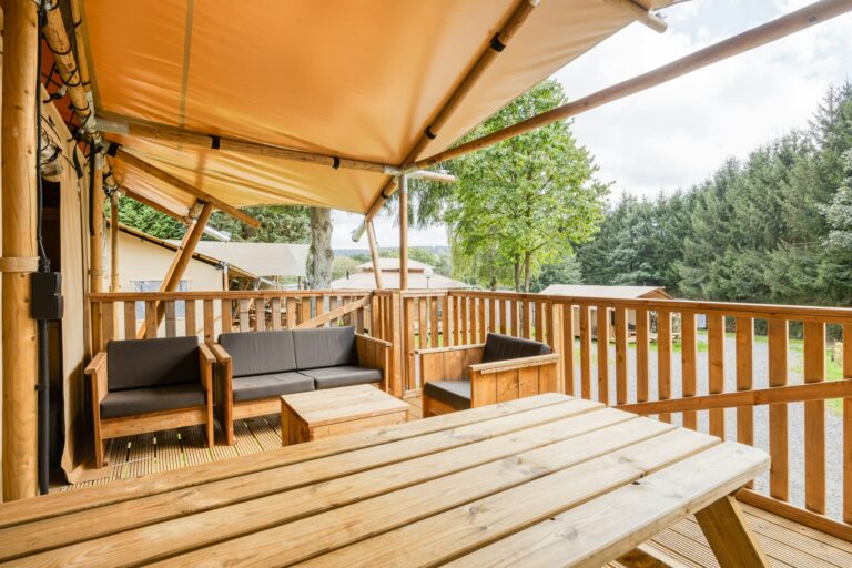 Arden Parks Signy L'abbaye - Bild 7