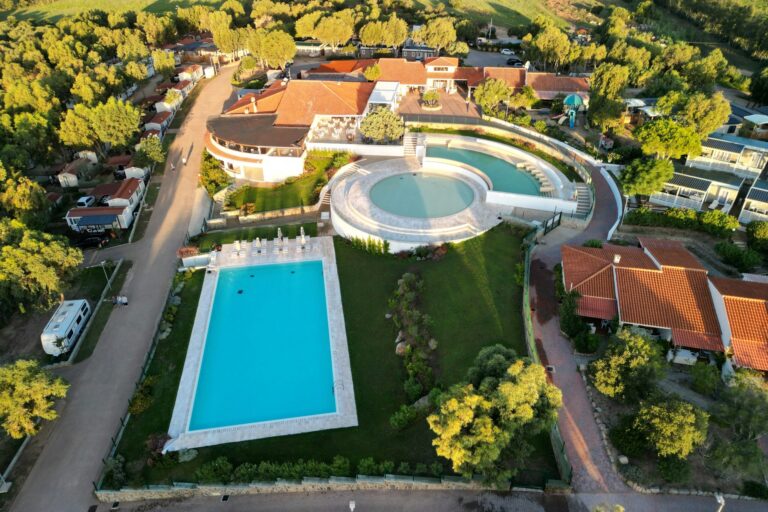 Baia Holiday Capo D'orso - Bild 8