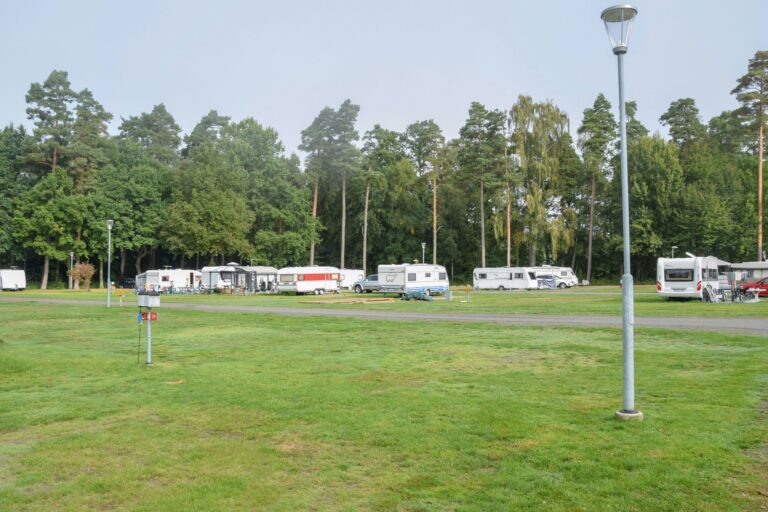 Bromölla Camping & Vandrarhem - Bild 1