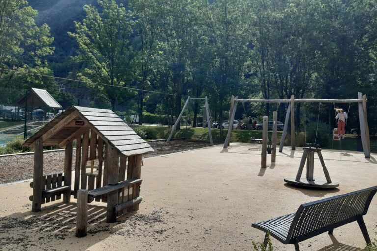 Camping Caravaneige Le Martinet - Bild 10