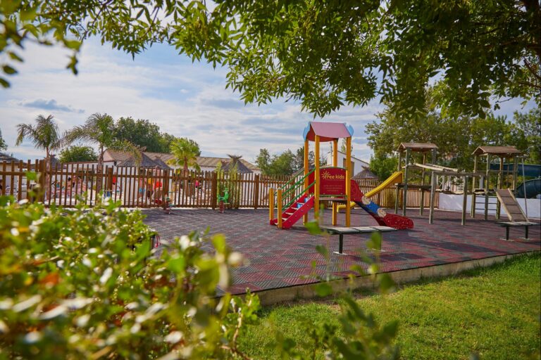 Camping Crin Blanc - Bild 1 Camping Crin Blanc - Bild 1