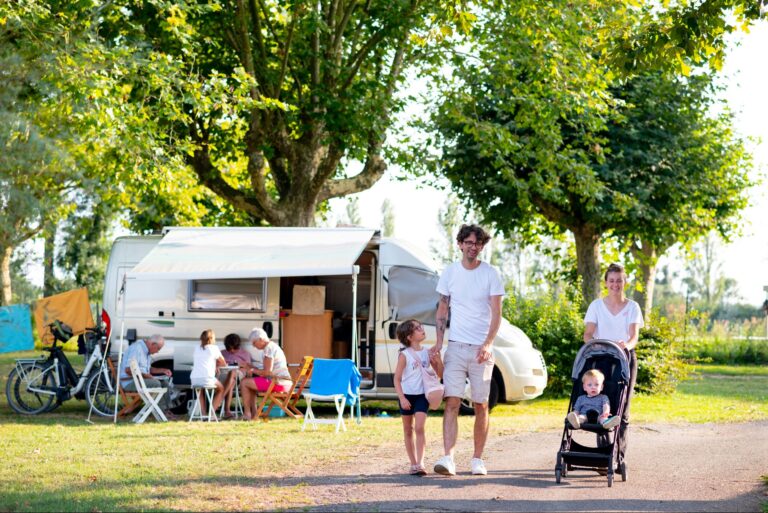 Camping De Thoissey - Bild 11