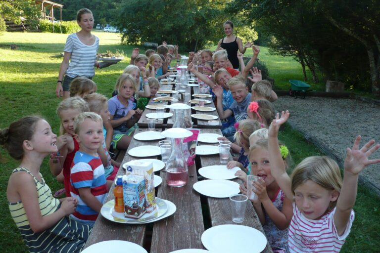 Camping Domaine De Corneuil - Bild 8