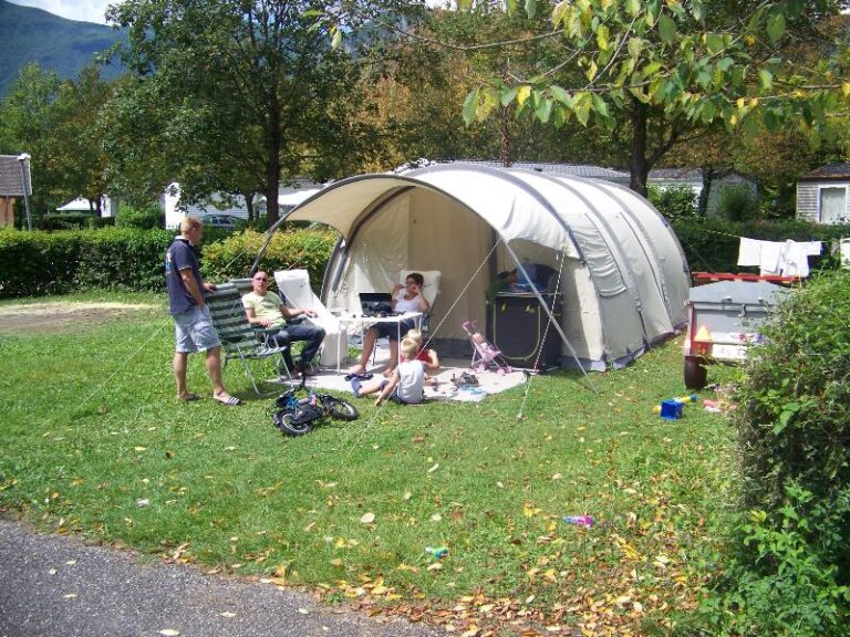 Camping Du Lac De Carouge - Bild 16