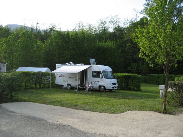 Camping Du Lac De Carouge - Bild 7