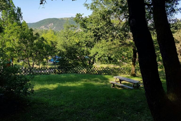 Camping Iserand Calme Et Nature - Bild 11