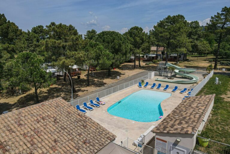 Camping La Pinède En Provence - Bild 1