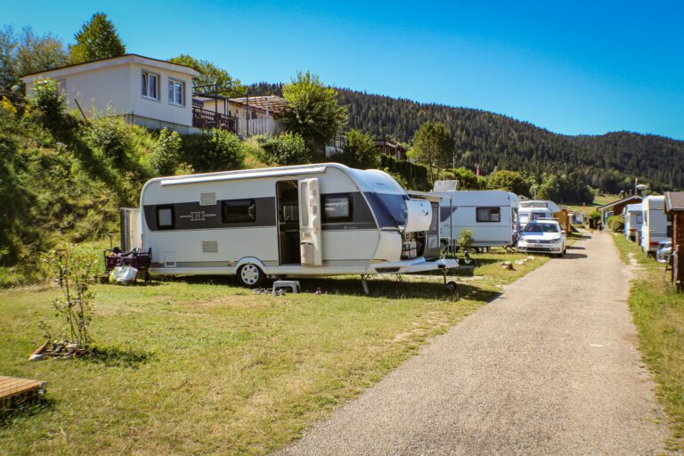 Camping Lac Des Brenets - Bild 12