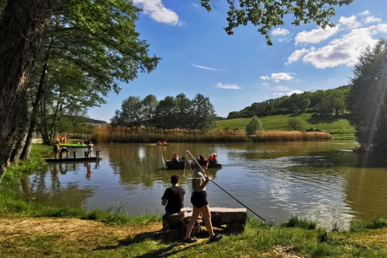 Camping Le Bois De Reveuge - Bild 5