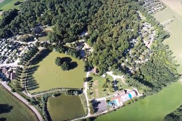 Camping Le Bois De Reveuge - Bild 1 Camping Le Bois De Reveuge - Bild 1