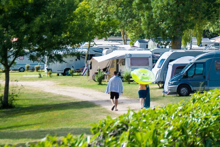 Camping Le Lac Des Varennes - Bild 2