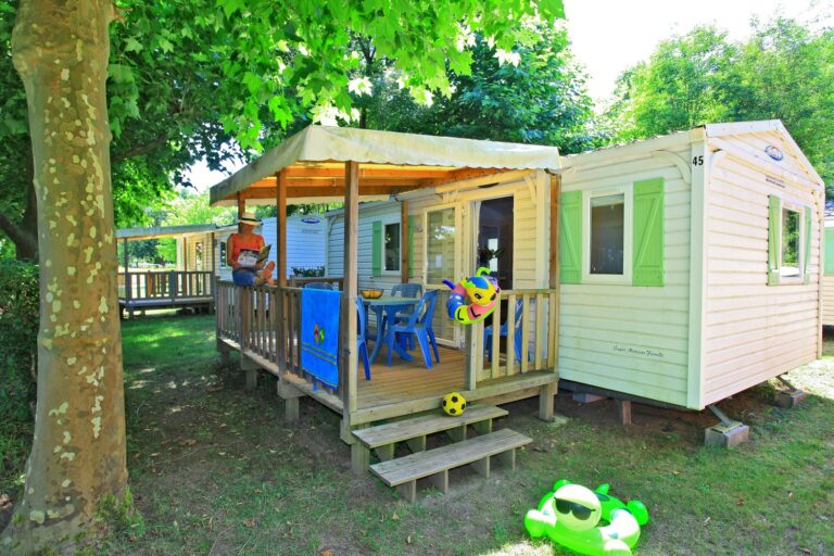 Camping Le Plein Air Des Bories - Bild 4