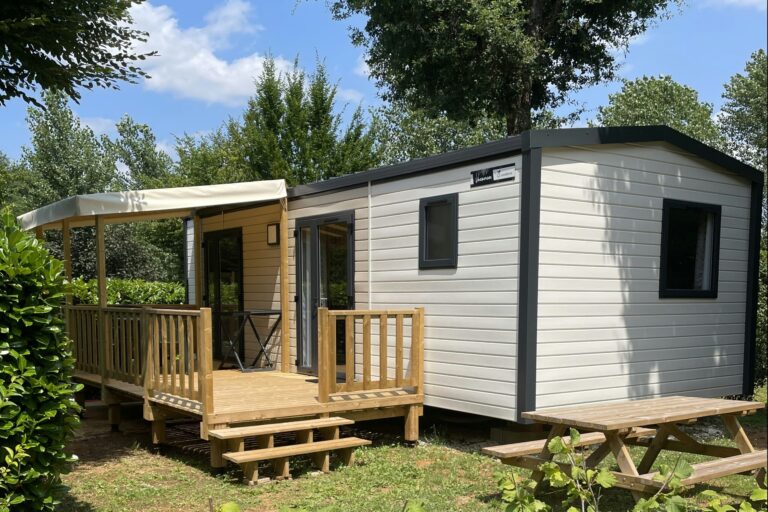 Camping Le Pont De Mazerat - Bild 8