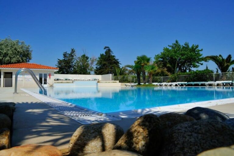 Camping Les Fontaines - Bild 2