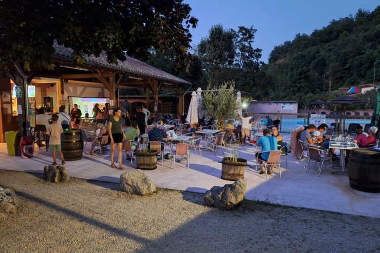 Camping Les Foulons - Bild 10