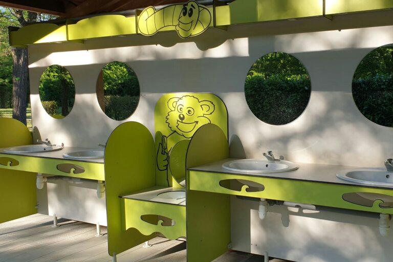 Camping Les Foulons - Bild 12