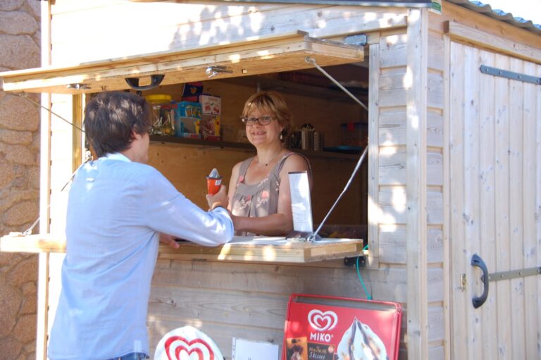 Camping Les Hauts De Port Blanc - Bild 7