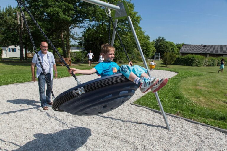 Camping Les Ilots De St. Val - Bild 4