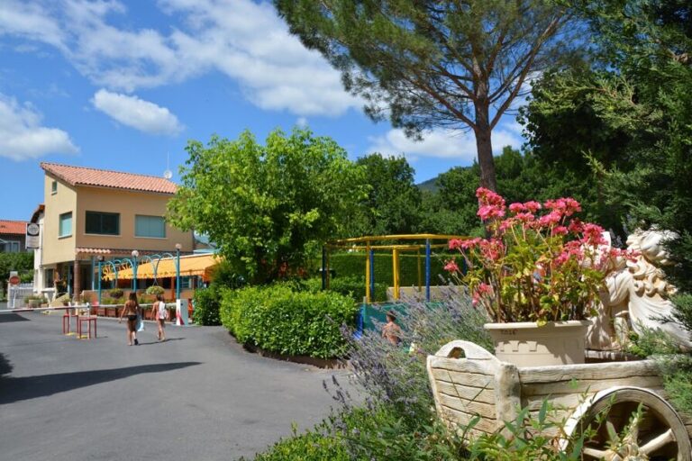 Camping Canoë Gorges Du Tarn - Bild 1 Camping Canoë Gorges Du Tarn - Bild 1