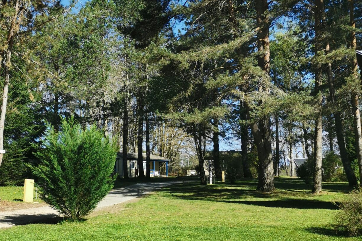 Camping Les Sapins De Corrèze - Bild 4 Camping Les Sapins De Corrèze - Bild 4