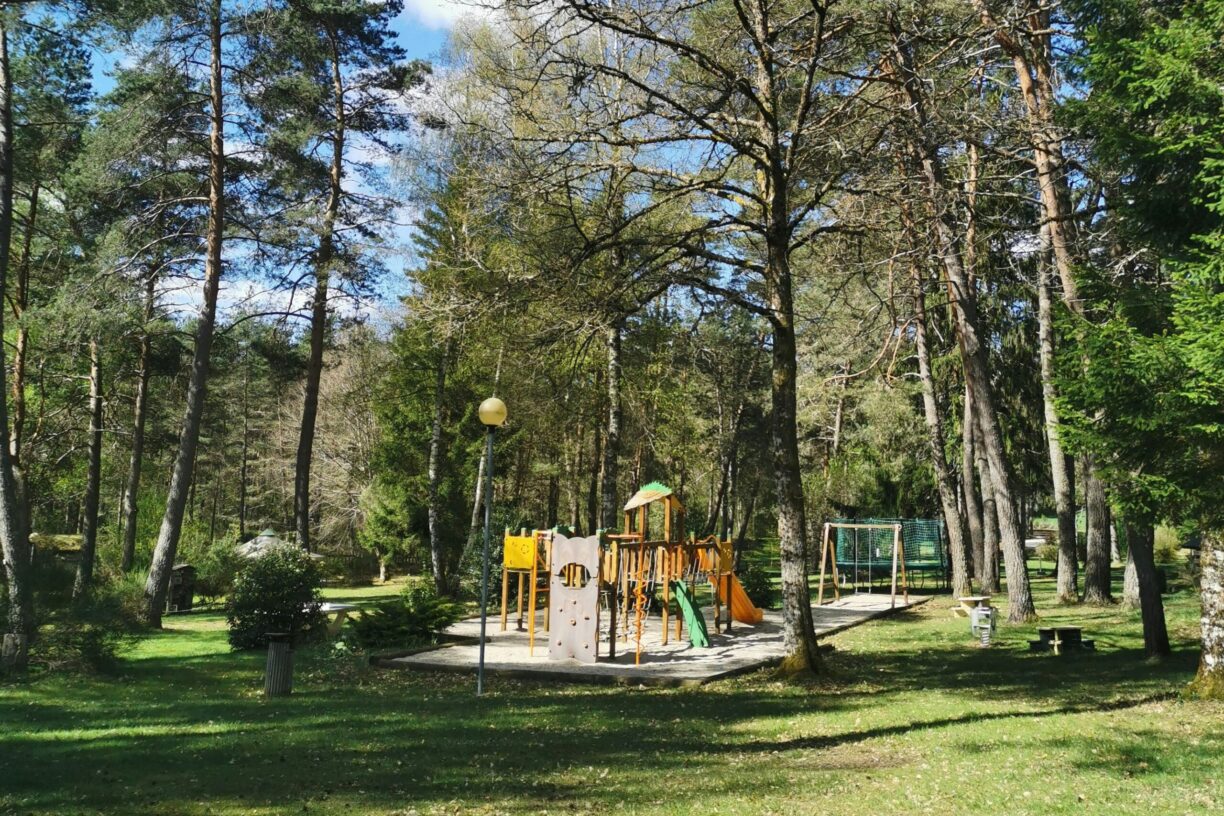 Camping Les Sapins De Corrèze - Bild 5 Camping Les Sapins De Corrèze - Bild 5