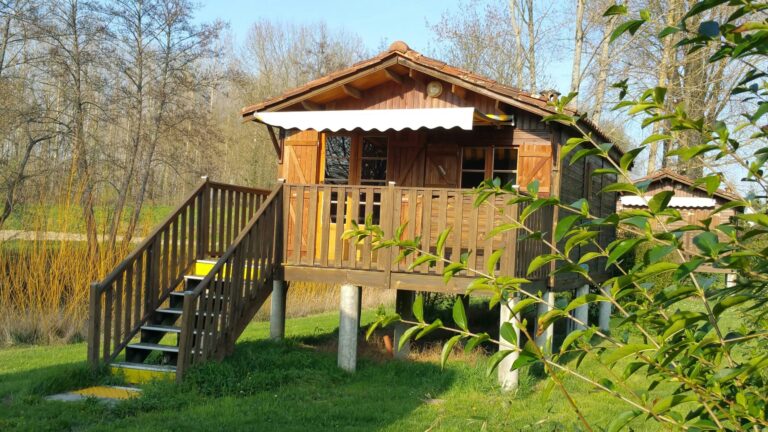 Flower Camping La Dordogne Verte - Bild 1 Flower Camping La Dordogne Verte - Bild 1