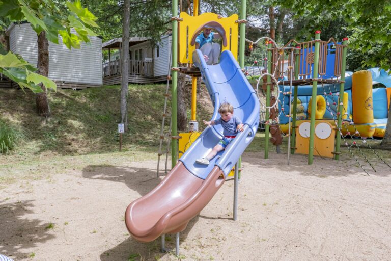 Camping Paradis Val De Coise - Bild 9