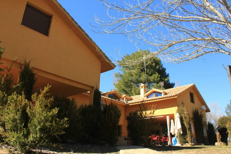 Camping Puente De Las Herrerias - Bild 1 Camping Puente De Las Herrerias - Bild 1