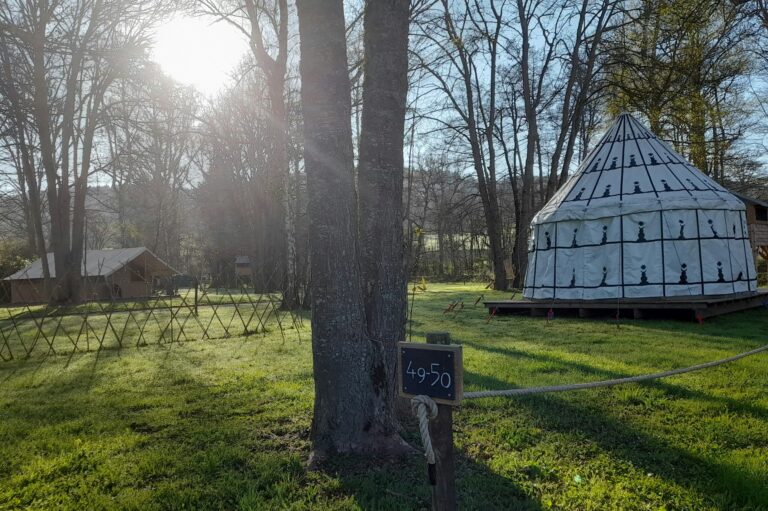 Camping Sauxillanges L'eau Mère - Bild 4