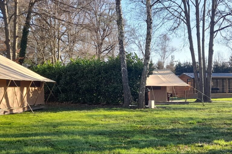 Camping Sauxillanges L'eau Mère - Bild 6