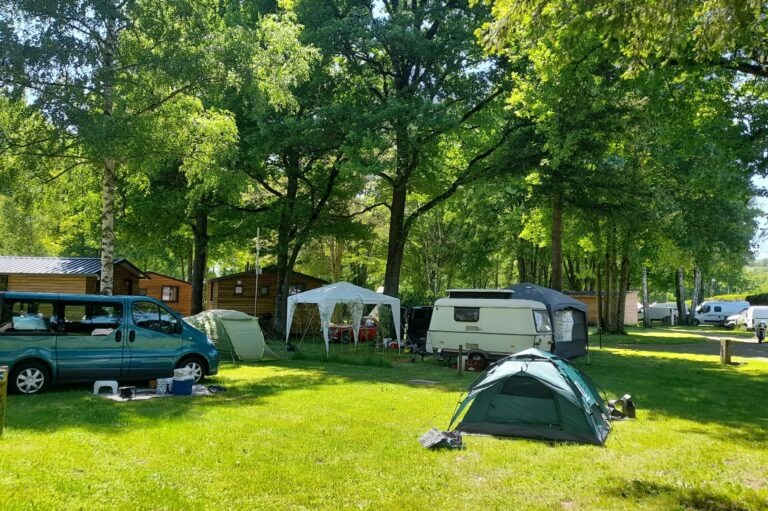 Camping Sauxillanges L'eau Mère - Bild 7