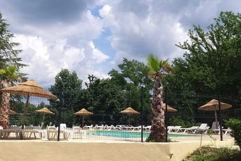 Camping Universal - Bild 1