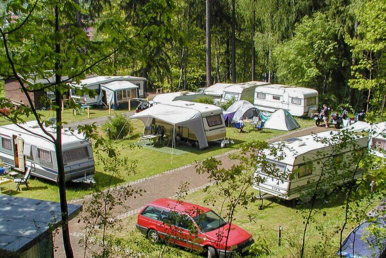 Campingplatz & Bungalowdorf "am Waldbad" - Bild 2