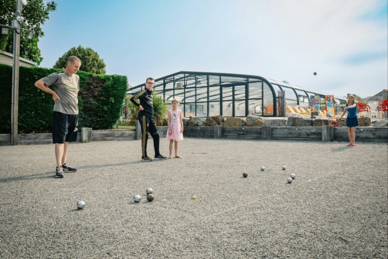 Chadotel Camping Les Écureuils - Bild 15