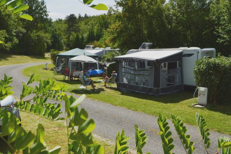 Château De Lacomté Country Club - Bild 11