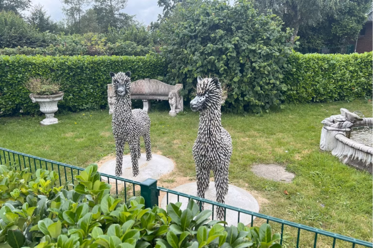 Familien Campingplatz Forellensee Dekoelemente auf dem Campingplatz e070bd2a 7492 485c ab56 c9658e7de61c 768x512