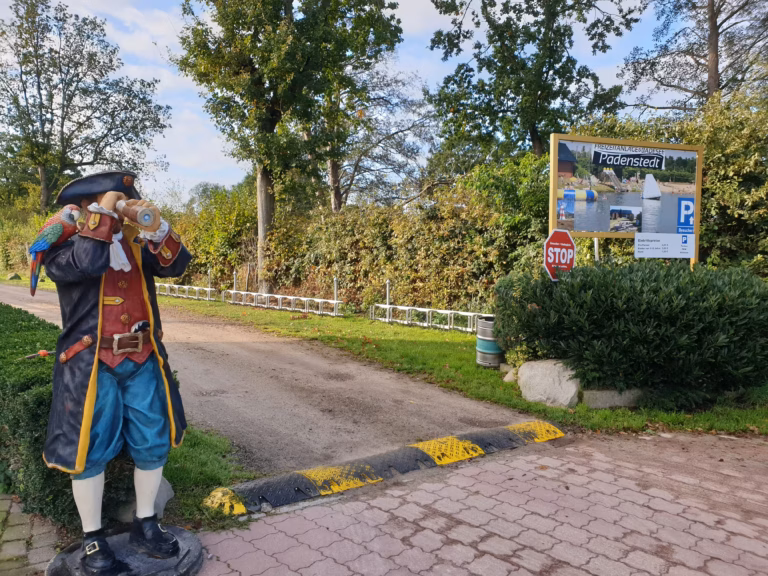 Familien Campingplatz Forellensee Zufahrt 768x576