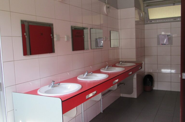 Flower Camping Des Vallées - Bild 12