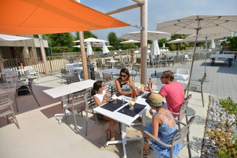 Flower Camping Les Aubépines - Bild 11