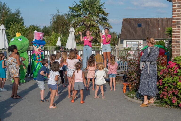 Flower Camping Les Aubépines - Bild 13