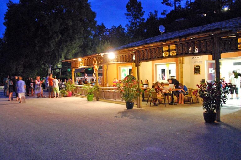 Flower Camping Les Fauvettes - Bild 8