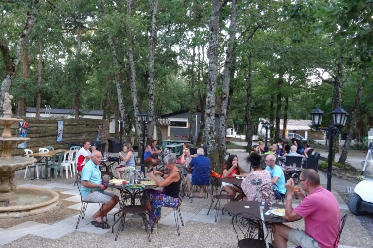 Flower Camping Les Truffières - Bild 10