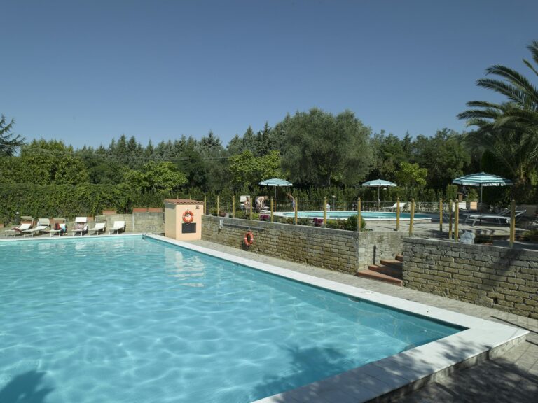 Happy Village Roma - Bild 1