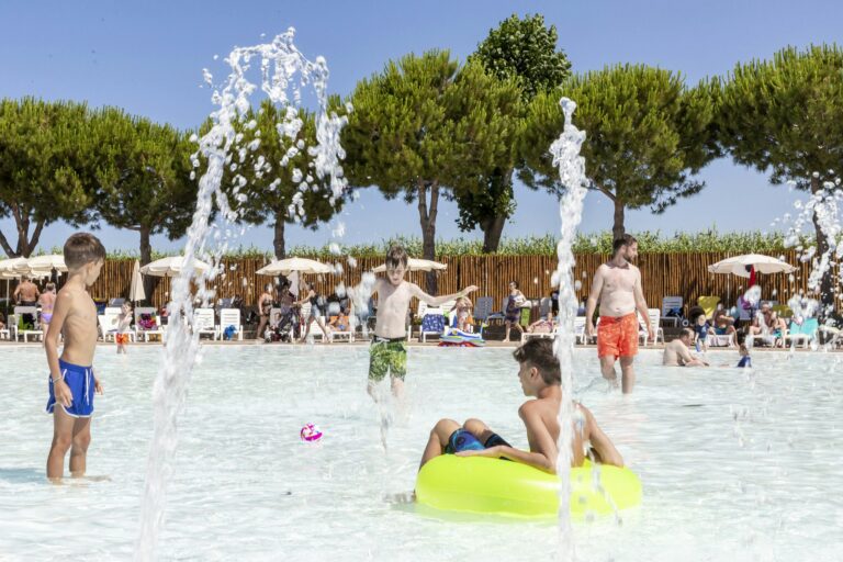 Hu Park Albatros Village - Bild 7