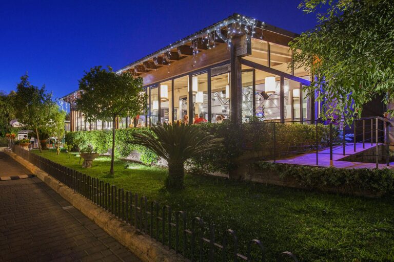 Hu Roma Camping In Town - Bild 12 Hu Roma Camping In Town - Bild 12