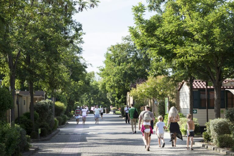 Hu Roma Camping In Town - Bild 7 Hu Roma Camping In Town - Bild 7