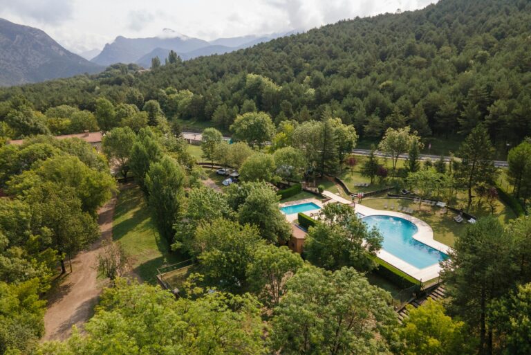 Huttopia Barcelona Pirineos - Bild 1 Huttopia Barcelona Pirineos - Bild 1