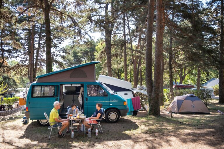 Huttopia Divonne Les Bains - Bild 8