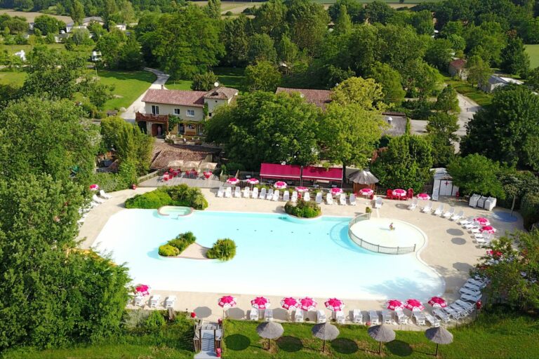 Le Camp De Florence - Bild 1