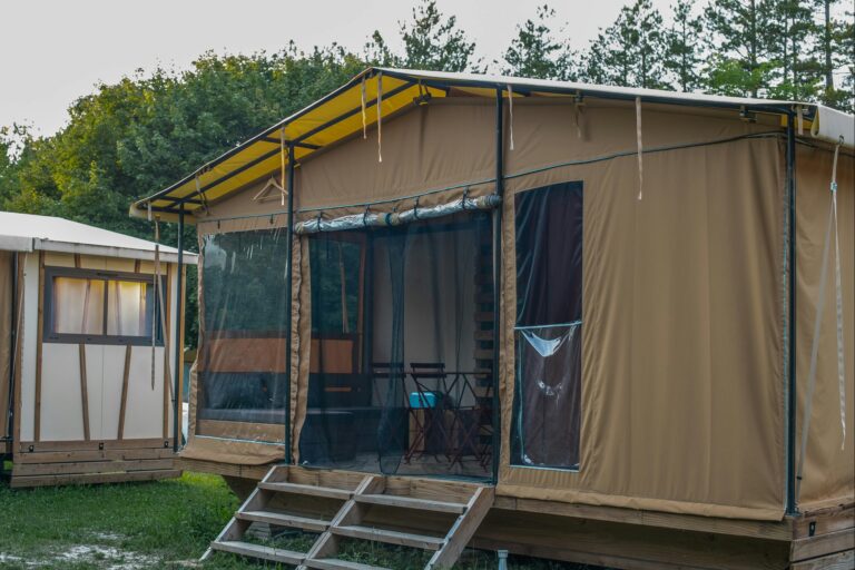 Onlycamp De Chamarges - Bild 10 Onlycamp De Chamarges - Bild 10